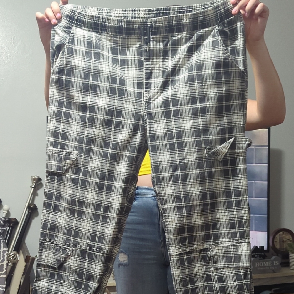 Men's Black and White Plaid Pants